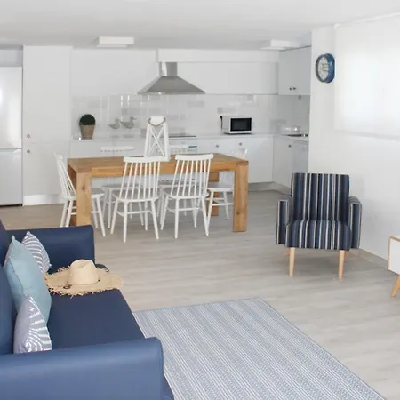 Apartamento La Costa - 3 Rosas